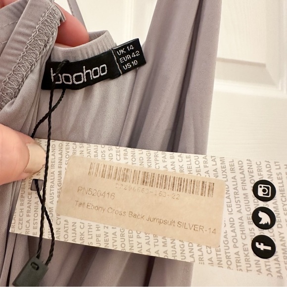 NWT Boohoo Tall Ebony Cross Back Jumpsuit Gray sz 10 - Picture 4 of 4